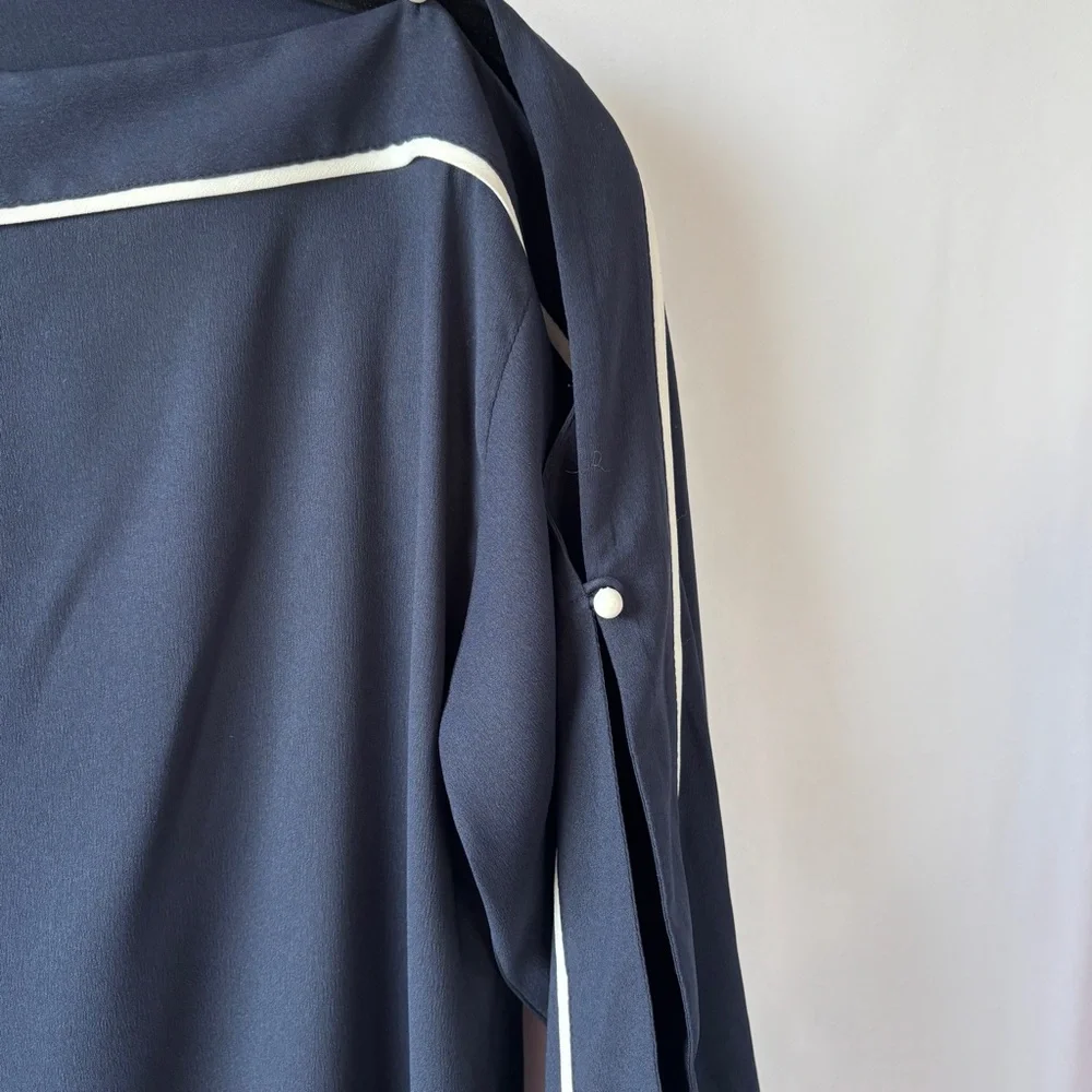 Ann Taylor XS Navy Blue with White Trim Boat Neck Blouse Slit Sleeves NWT - Picture 4 of 12